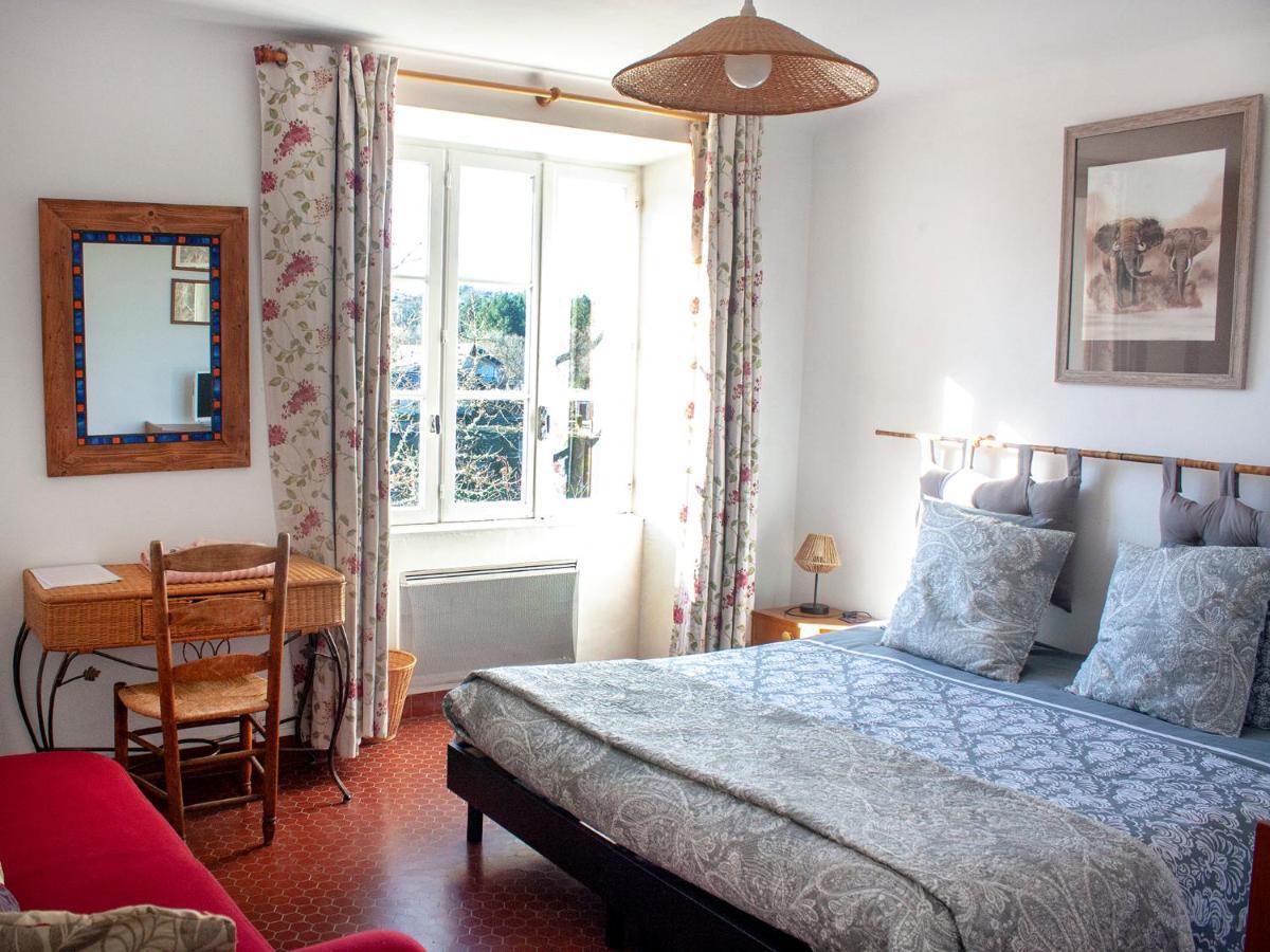 Bed and Breakfast Vue Sur La Vezere Treignac Экстерьер фото